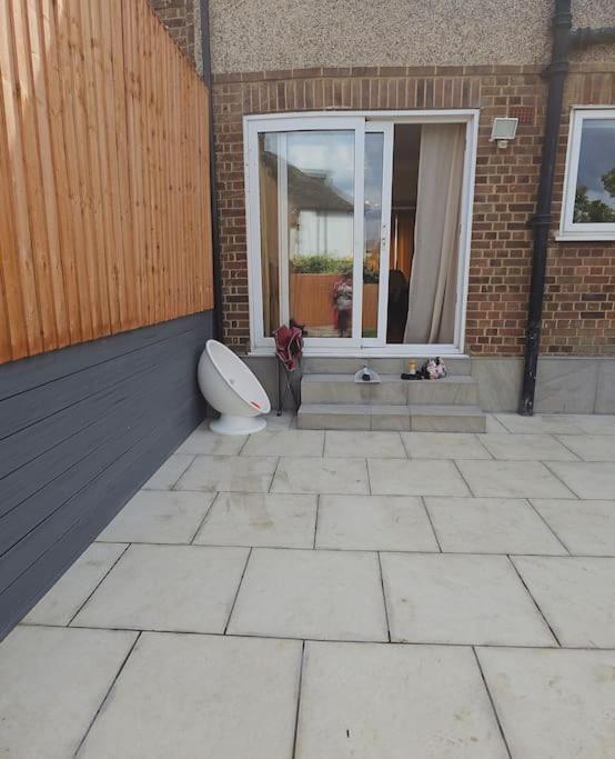 Feel At Home Away From Home Stadtteil Plumstead Exterior foto